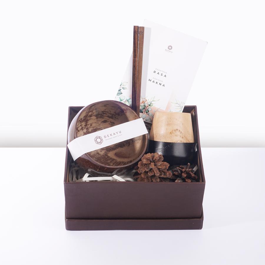 Dekayu Hampers Noa | Ulang Tahun | Souvenir Pernikahan | Box Hampers | Gift Box | Hadiah Pernikahan | Wedding Gift | Hampers Kayu Unik