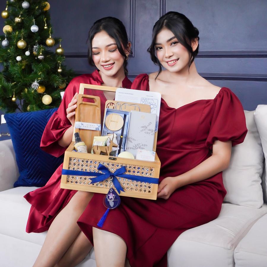Dekayu - Hampers WONDER NIGHT | Kado Natal | Hampers Xmast | Hampers Natal dan Tahun Baru | Christmas Hampers | Coorporate Gift | Beauty Gift Set 