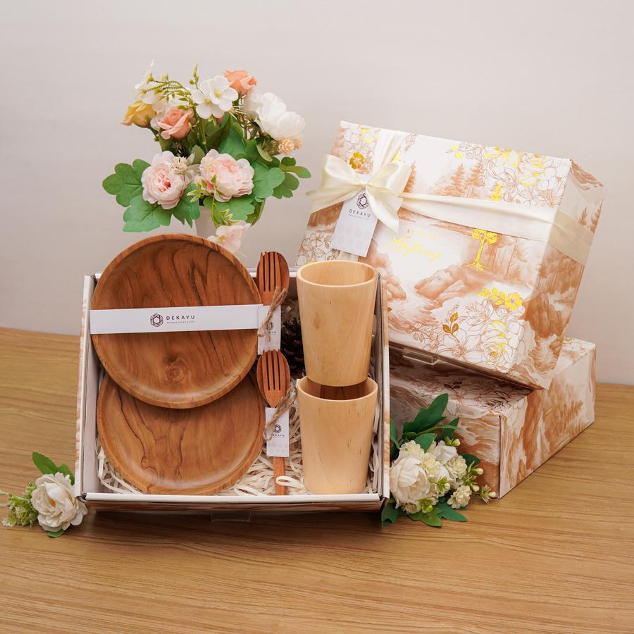 Dekayu - Hampers Flaren | Kado Ultah | Souvenir | Hampers Anniversary | Gift Box | Ulang tahun | Pernikahan