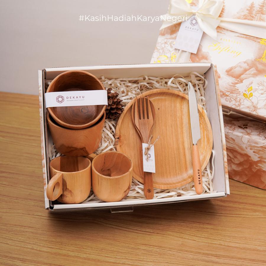 Dekayu - Hampers Minara | Hampers Wedding | Hampers House Warming