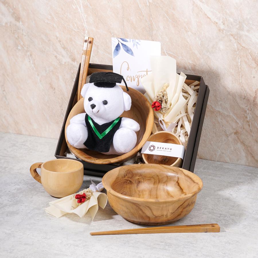Hampers Wisuda Deenan / Kado Kelulusan / Graduation Gift / FREE Ucapan