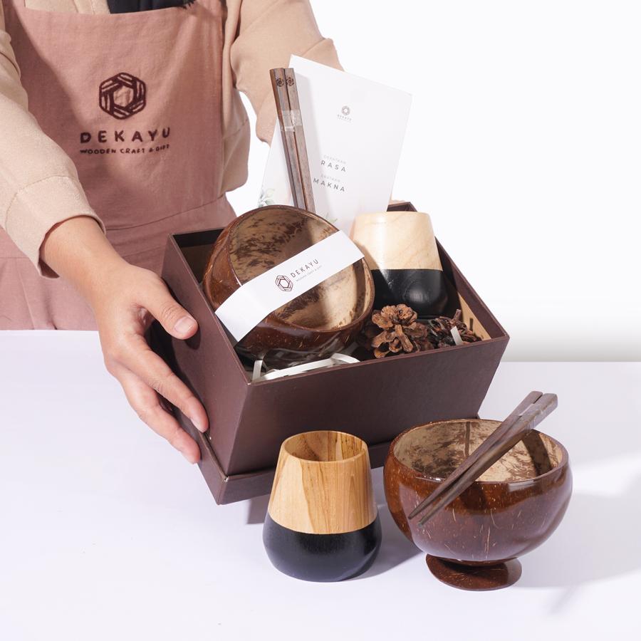 Dekayu Hampers Noa | Ulang Tahun | Souvenir Pernikahan | Box Hampers | Gift Box | Hadiah Pernikahan | Wedding Gift | Hampers Kayu Unik