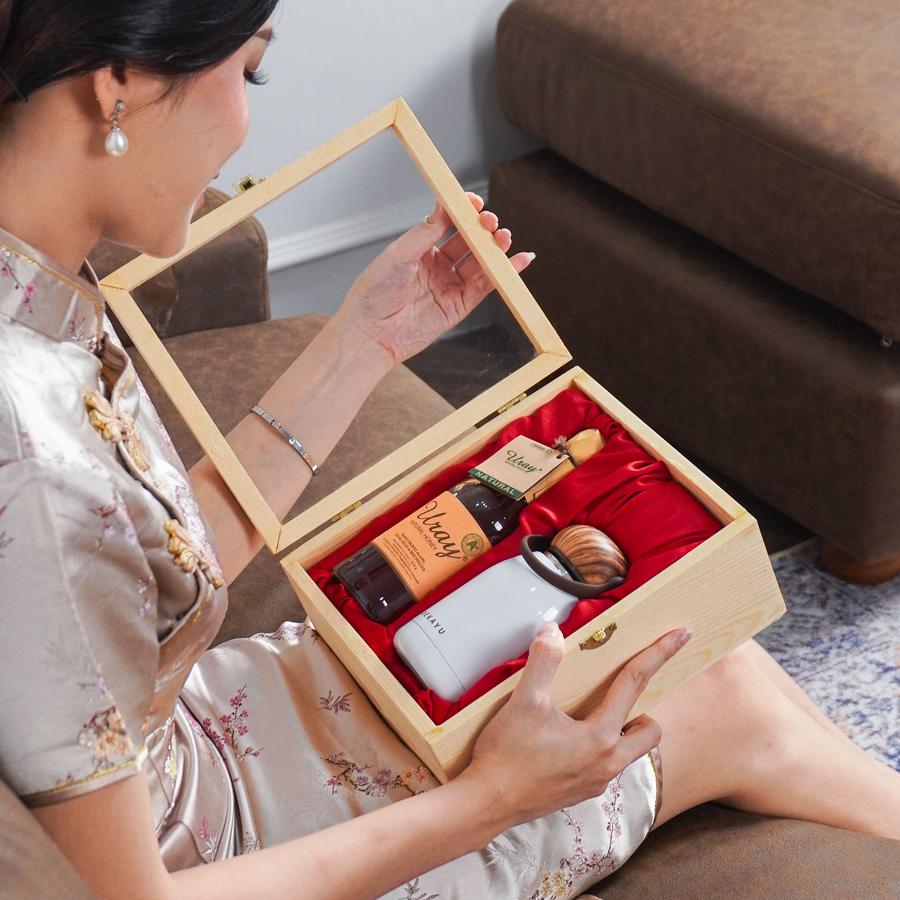 Dekayu - Hampers Imlek GOLDEN LUNAR | Kado Imlek Estetik | Chinese New Year Hampers | Personal Gift | Coorporate Gift | CNY Hampers | FREE Greeting Card