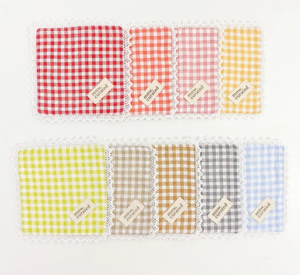 Gingham Lace Coaster by mnw.curated (alas gelas/ tatakan gelas motif kotak dengan renda setiap sisi)