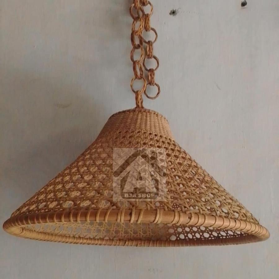 Kap lampu unik