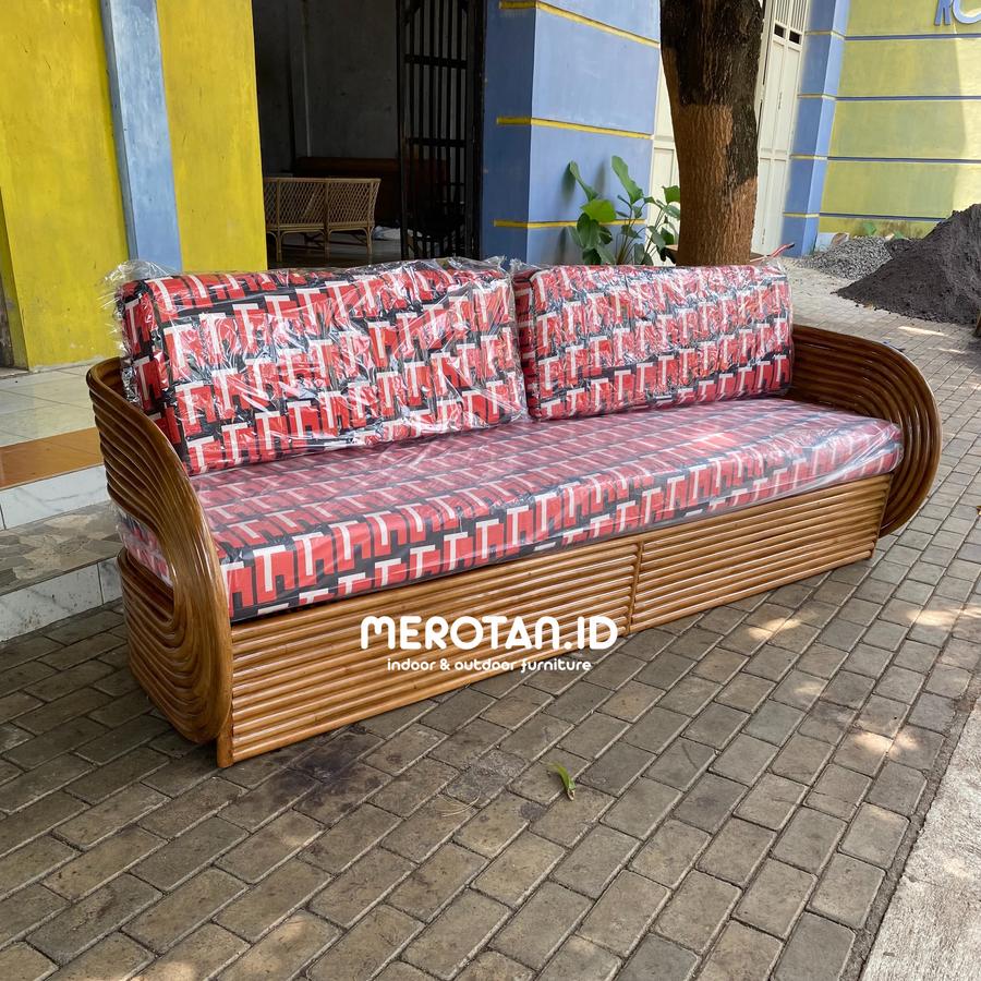 Sofa Santai Rotan Alam / Sofa Jumbo Rotan / Kursi Santai Rotan