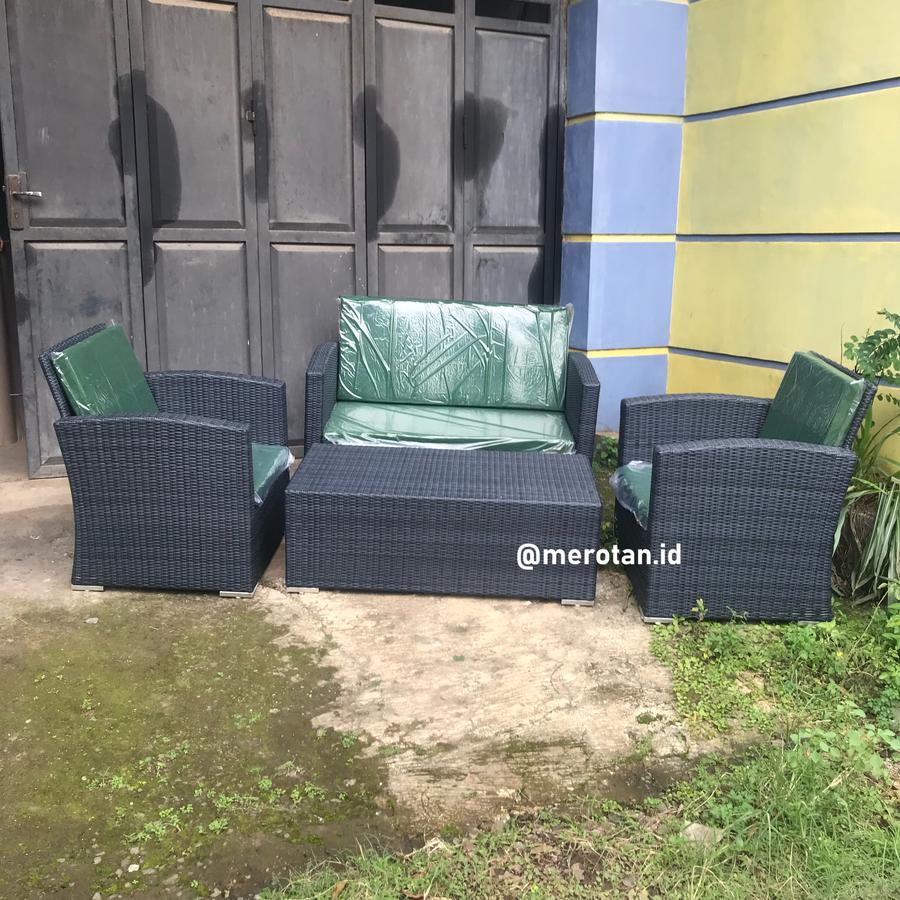 Set Sofa Tamu Outdoor Rotan Sintetis / Kursi Tamu Outdoor Rotan Sintetis / Kursi Cafe Rotan Sintetis / Kursi Restoran / Kursi Hotel Outdoor