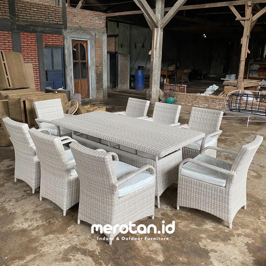 Set Kursi Makan Outdoor Rotan Sintetis / Set Meja Makan Rotan Sintetis Premium / Dining Chair / Kursi Makan Hotel / Kursi Makan Outdoor Resto