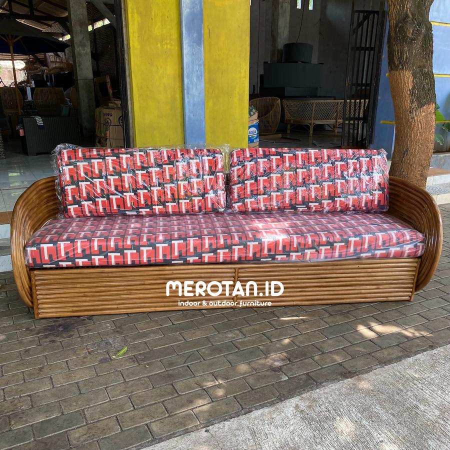 Sofa Santai Rotan Alam / Sofa Jumbo Rotan / Kursi Santai Rotan