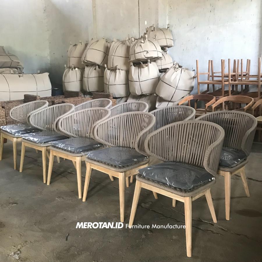 Kursi Cafe Anyaman Tali Rope / Kursi Hotel Anyaman Tali Rope / Kursi Restoran Anyaman Tali Rpe