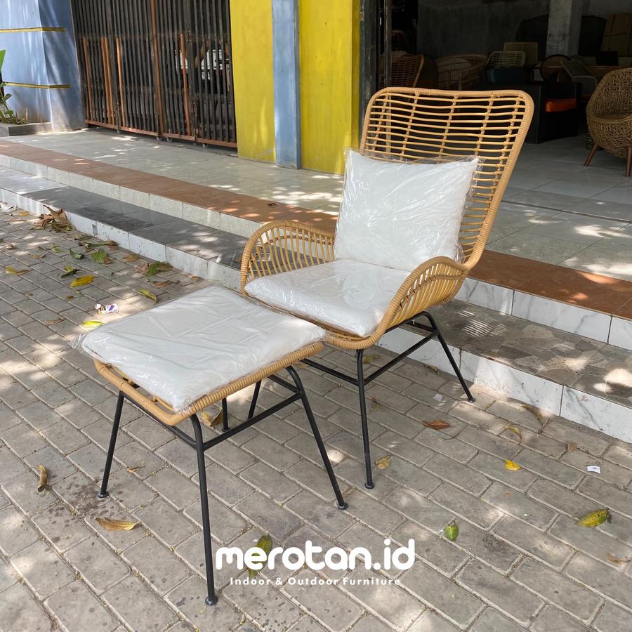 Kursi Malas Rotan Sintetis / Kursi Santai Anyaman Rotan Sintetis