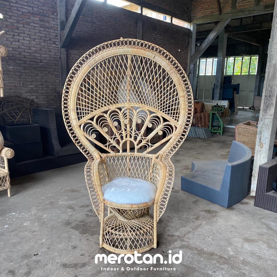 Kursi Merak Rotan Model Jumbo / Peacock Chair / Kursi Dekorasi Rotan Natural