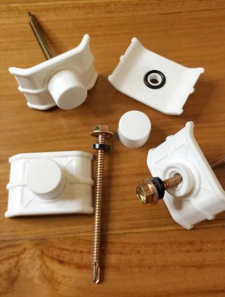 Supreme Baut Atap Roofing UPVC Twinwall 12x75mm Isi 50pcs Kualitas Terbaik Tahan 15-20 Tahun Anti Kebocoran