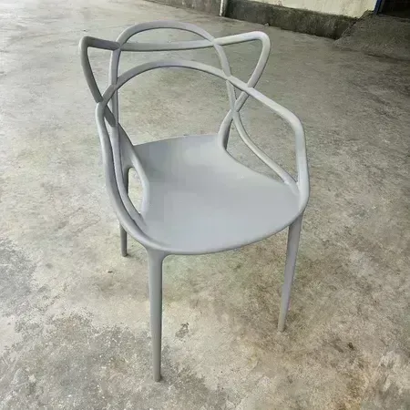 Kursi Plastik Kursi Minimalis Kursi Santai Kursi Cafe Kursi Contour Curvature Dining Chair Masters Armchair