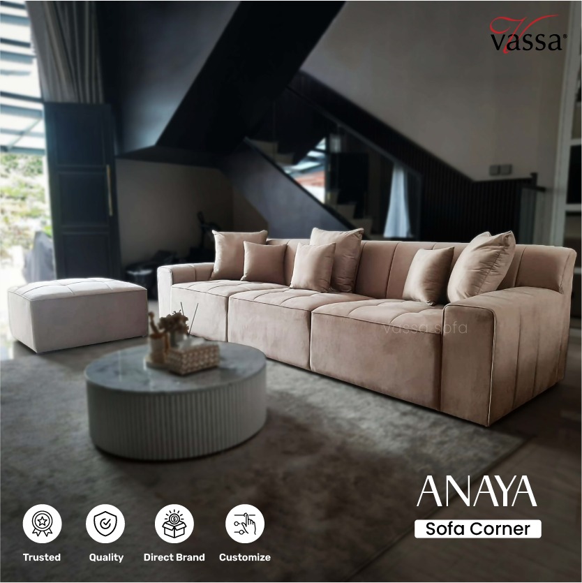 Vassa Sofa & Home